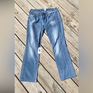 True Religion Capri’s Size 27
